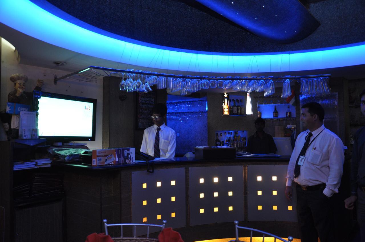 Hotel Gurukripa Даман Екстериор снимка